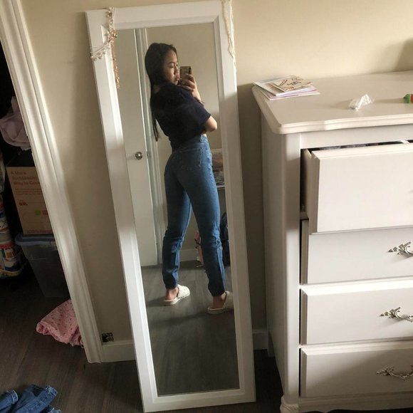 Lois medium-wash denim jeans - Picture 4 of 4